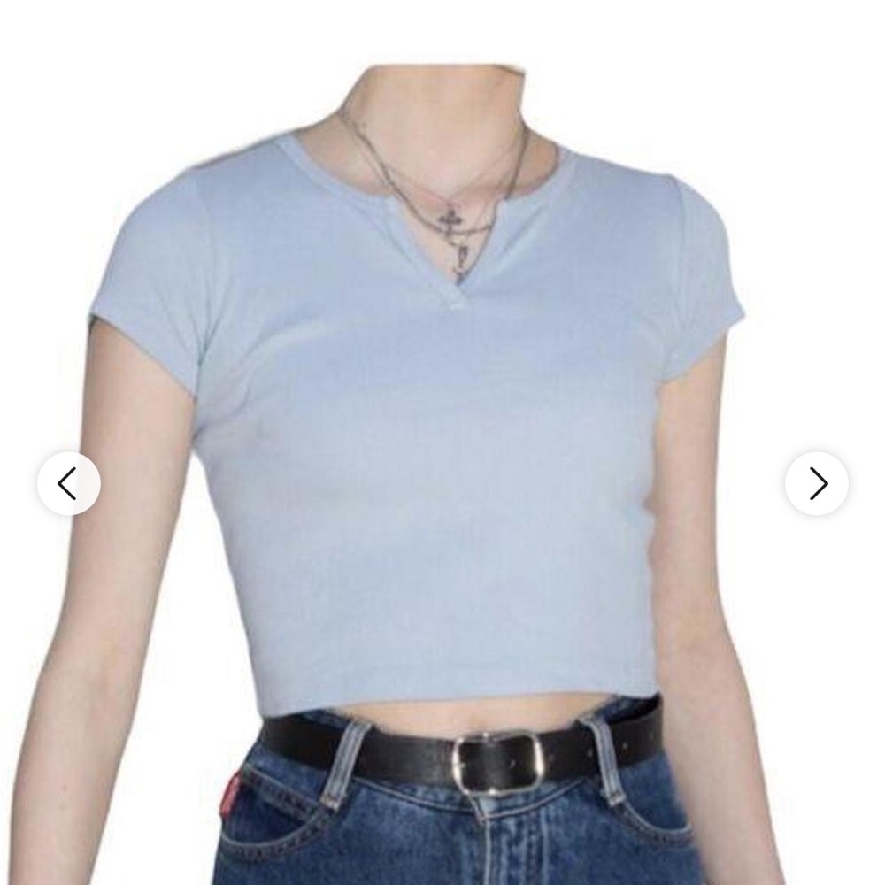 BRANDY MELVILLE BLUE BABY TEE